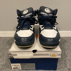 Reebok Omni Lite Pump Navy/White Used w/Box